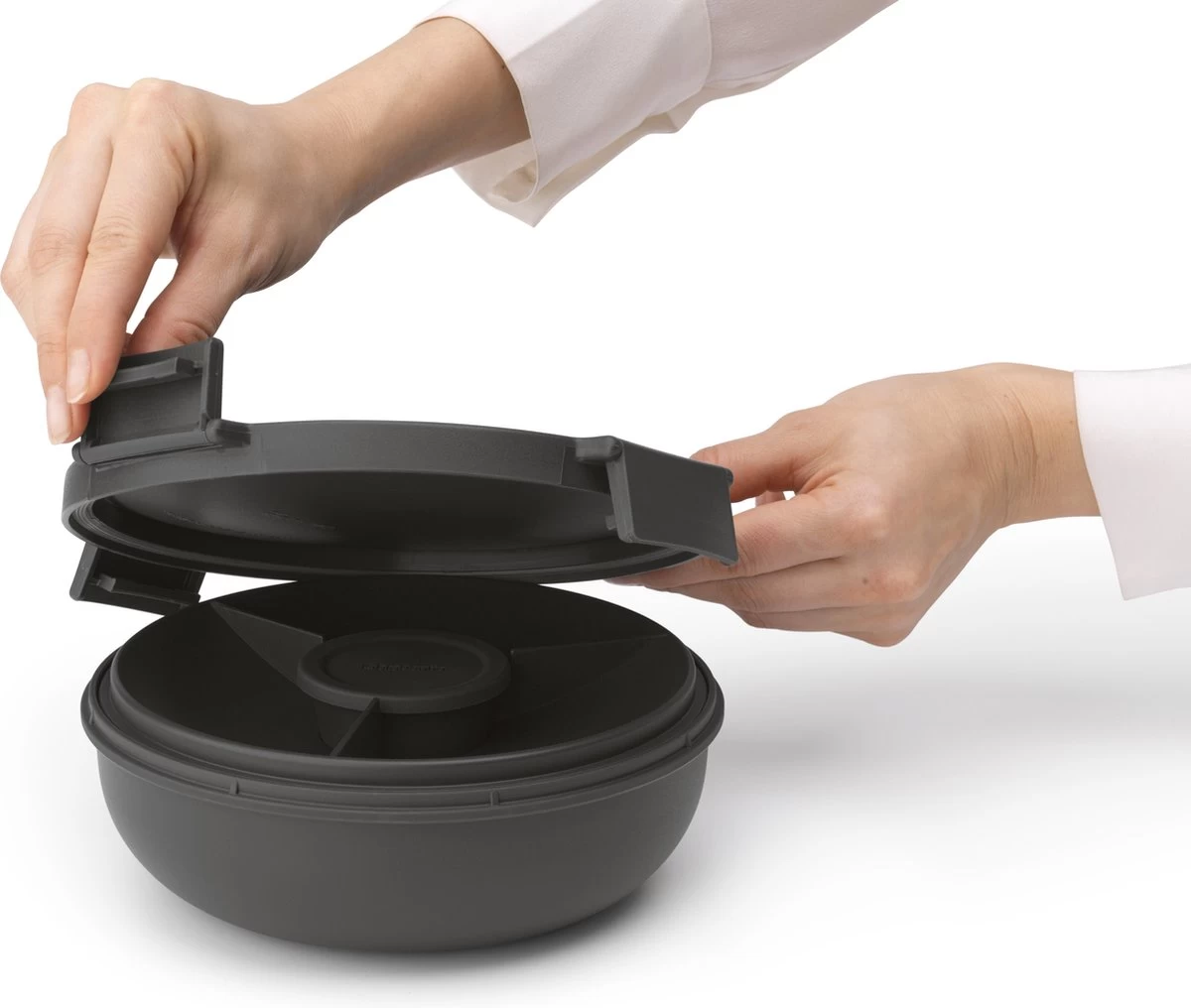 Brabantia Make & Take Salade Lunchbox - 1,3 L - Kunststof - Dark Grey 7 Brabantia Make & Take Salade Lunchbox - 1,3 L - Kunststof - Dark Grey - Afbeelding 5