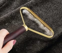 BOTC Pluizenverwijderaar - Ontpluizer -Draagbare Lint Remover - Verwijdert Pluisjes - Voor Tapijt - Zwart -Schoonmaakmiddelen 1200x1028 2