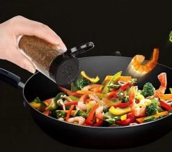 Merkloos Decopatent® Kruidenrek Incl. 16 Glazen Kruiden Potjes - Rvs Strooideksel - Staand Kruiden & Specerijen Rek - Kruidenpotjes Glas -Schoonmaakmiddelen 1200x1059 1