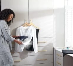 Russell Hobbs Steam Genie 2-in-1 Kledingstomer & Strijkijzer In 1 - 28370-56 17 Russell Hobbs Steam Genie 2-in-1 Kledingstomer & Strijkijzer In 1 - 28370-56 -Schoonmaakmiddelen 1200x1090 5