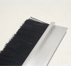 Deurborstel - Stripborstel - 90 Cm Aluminium H-profiel - Woonaccessoires - Deurstrip -Schoonmaakmiddelen 1200x1121 1