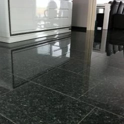 HG Natuursteen Reiniger Glansvloeren 1L - Marmer & Natuursteen - Streeploos Schoon - 20 Dweilbeurten -Schoonmaakmiddelen 1200x1200 2030