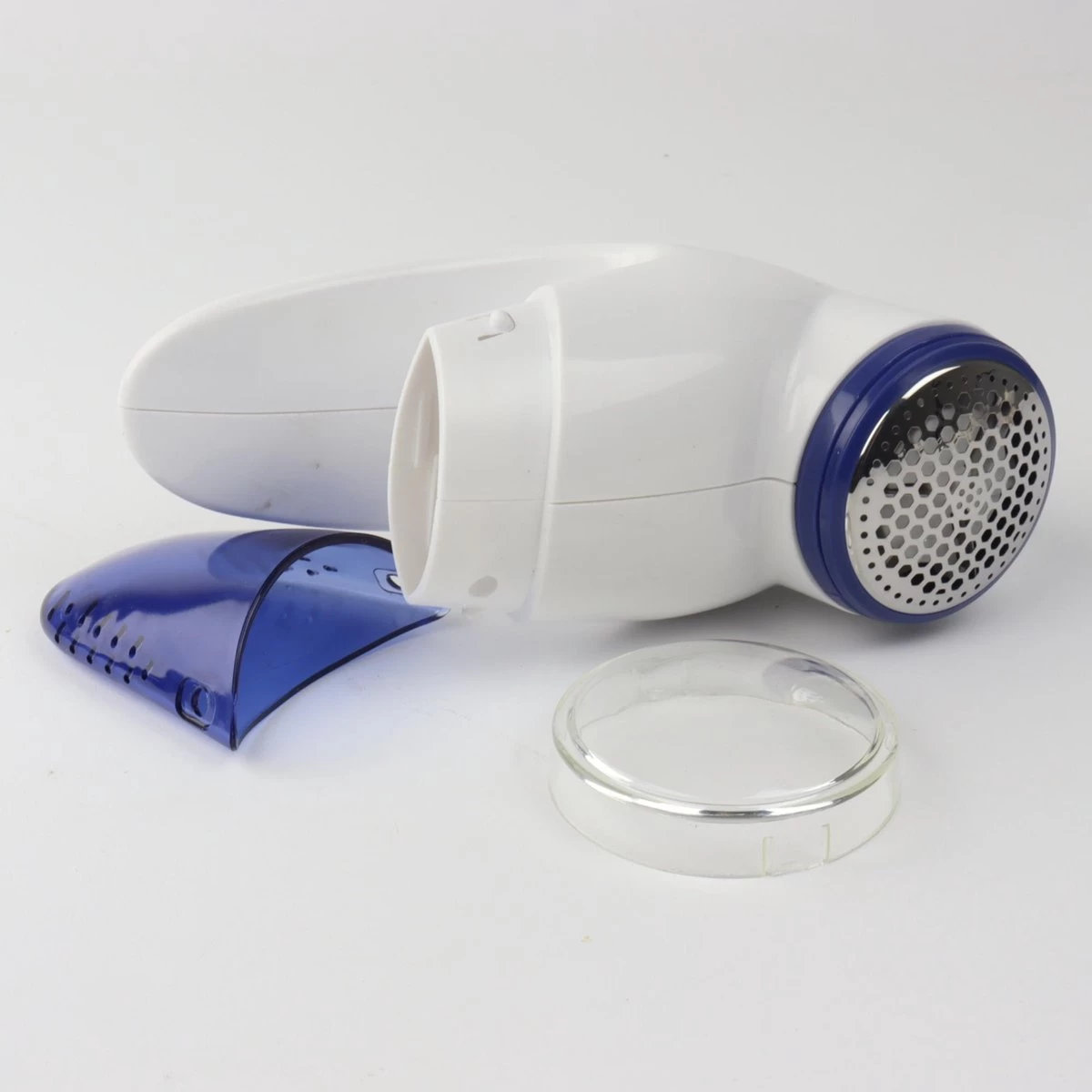 Orange85 Pluizenverwijderaar - Pluizenroller - Elektrisch - Ontpluizer - Pluizentondeuse - Pluizendief - Blauw - Wit - Pluizenborstel - Draadloos 9 Orange85 Pluizenverwijderaar - Pluizenroller - Elektrisch - Ontpluizer - Pluizentondeuse - Pluizendief - Blauw - Wit - Pluizenborstel - Draadloos - Afbeelding 7