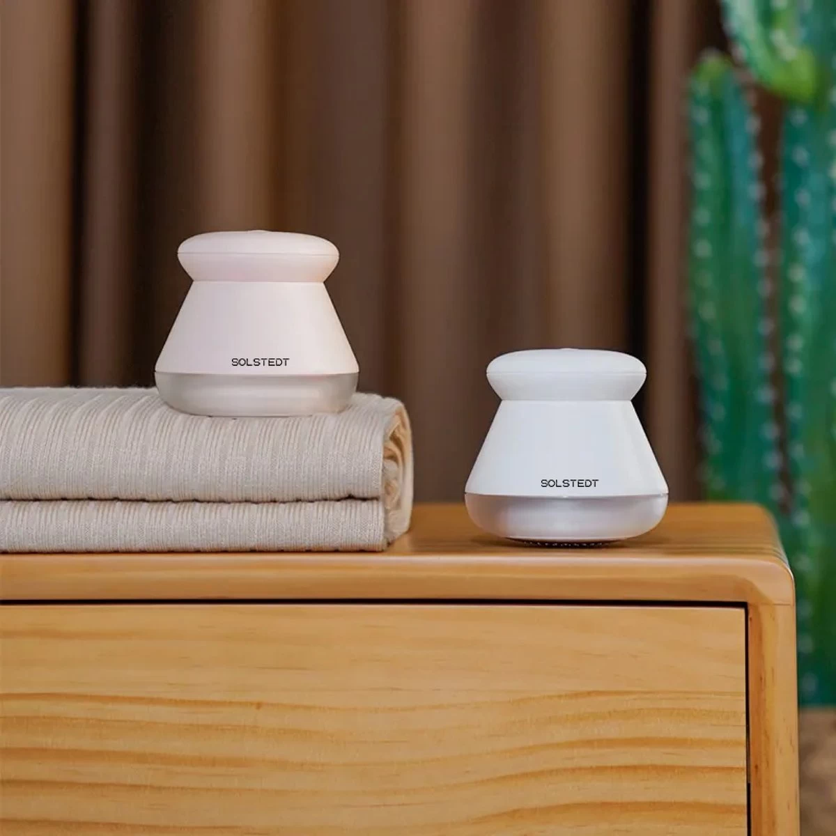 Solstedt® Pluizenverwijderaar - Ontpluizer - Ontpiller - Pluizenroller - Pluizentondeuse Oplaadbaar - Pluizendief - Incl. USB Kabel - Wit 9 Solstedt® Pluizenverwijderaar - Ontpluizer - Ontpiller - Pluizenroller - Pluizentondeuse Oplaadbaar - Pluizendief - Incl. USB Kabel - Wit - Afbeelding 7