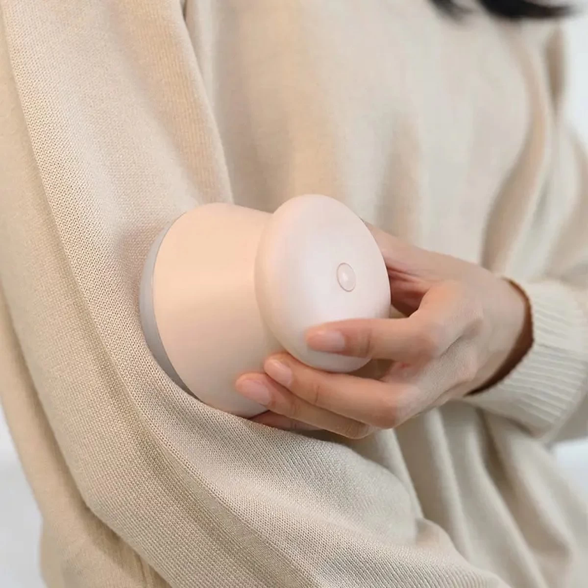 Solstedt® Pluizenverwijderaar - Ontpluizer - Ontpiller - Pluizenroller - Pluizentondeuse Oplaadbaar - Pluizendief - Incl. USB Kabel - Wit 12 Solstedt® Pluizenverwijderaar - Ontpluizer - Ontpiller - Pluizenroller - Pluizentondeuse Oplaadbaar - Pluizendief - Incl. USB Kabel - Wit - Afbeelding 10