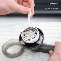 Fineza Pluizenverwijderaar – Electrisch – Ontpluizer – Ontpiller – Draadloos – Antraciet 13 Fineza Pluizenverwijderaar – Electrisch – Ontpluizer – Ontpiller – Draadloos – Antraciet -Schoonmaakmiddelen 1200x1200 2430