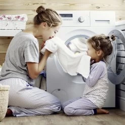 Omo Vloeibaar Wasmiddel Wit - 100 Wasbeurten - Grootverpakking 15 Omo Vloeibaar Wasmiddel Wit - 100 Wasbeurten - Grootverpakking -Schoonmaakmiddelen 1200x1200 539