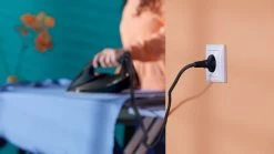 Philips Azur GC4567/80 - Stoomstrijkijzer 26 Philips Azur GC4567/80 - Stoomstrijkijzer -Schoonmaakmiddelen 1200x673 4