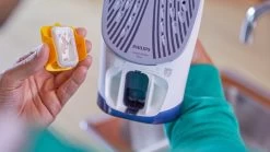 Philips GC4541/20 - Stoomstrijkijzer - Blauw -Schoonmaakmiddelen 1200x673 9