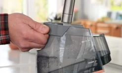 Breville Stoomstrijkijzer Met Stoomgenerator - Iron - Keramische Zoolplaat - Uitneembaar Waterreservoir 29 Breville Stoomstrijkijzer Met Stoomgenerator - Iron - Keramische Zoolplaat - Uitneembaar Waterreservoir -Schoonmaakmiddelen 1200x718 6