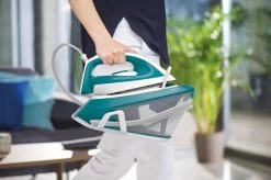 Tefal Stoomgenerator Express Compact SV7111 16 Tefal Stoomgenerator Express Compact SV7111 -Schoonmaakmiddelen 1200x797 3
