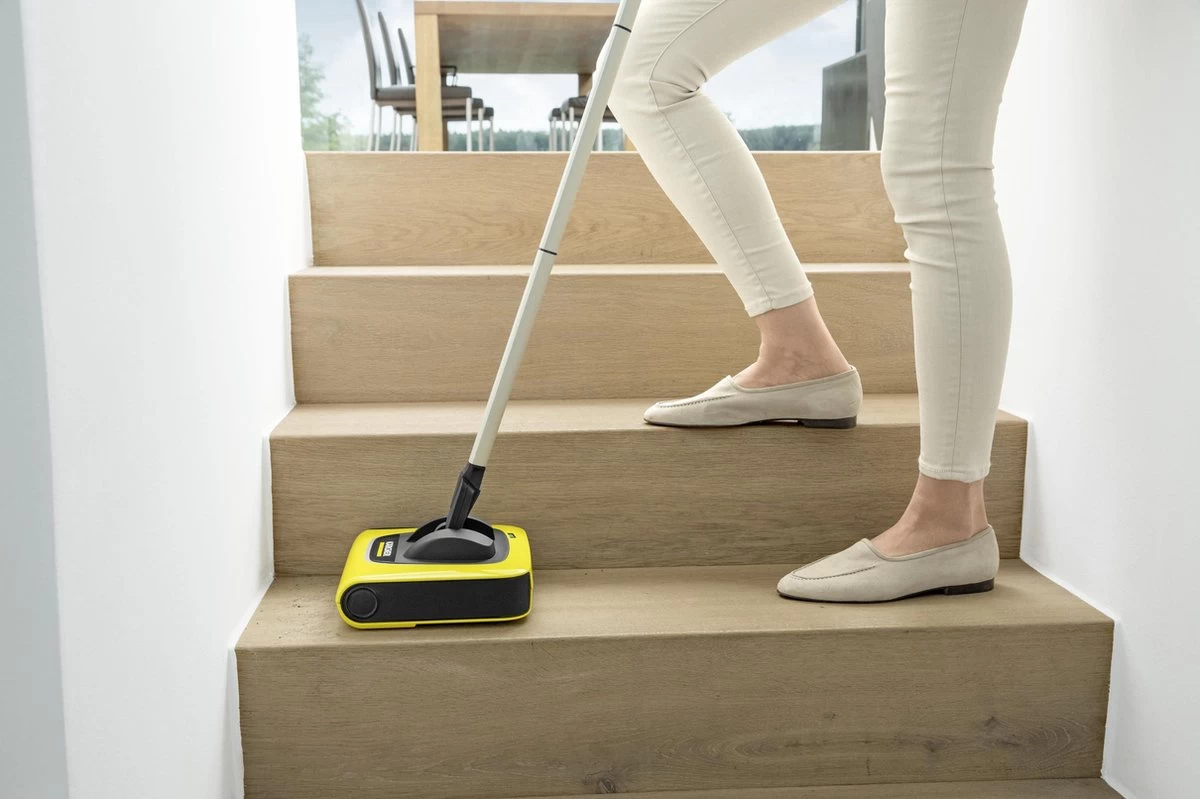 Kärcher KB 5 Rolveger - Vloerreiniger - 3,7V - Incl. Accu En Lader 14 Kärcher KB 5 Rolveger - Vloerreiniger - 3,7V - Incl. Accu En Lader - Afbeelding 12