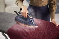 Philips Azur 8000 Series - DST8050/20 - Stoomstrijkijzer -Schoonmaakmiddelen 1200x800 193