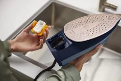 Philips Azur 8000 Series - DST8020/20 - Stoomstrijkijzer 24 Philips Azur 8000 Series - DST8020/20 - Stoomstrijkijzer -Schoonmaakmiddelen 1200x800 206