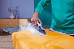 Philips GC4541/20 - Stoomstrijkijzer - Blauw -Schoonmaakmiddelen 1200x800 232