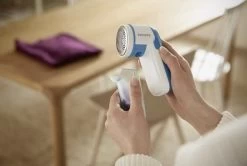 Philips - Ontpiller - Pluizenverwijderaar - Ontpluizer - Pluizenondeuse - Op Batterijen - GC026 - Blauw -Schoonmaakmiddelen 1200x806 4