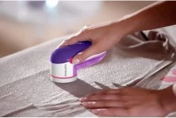 Philips Ontpiller - Verwijdert Stofpluisjes - Geschikt Voor Alle Kledingstukken - Groot Mesoppervlak - 3 Maasgrootten - In Hoogte Verstelbaar Kapje - Inclusief 2 AA-batterijen - GC026/00 -Schoonmaakmiddelen 1200x808 10