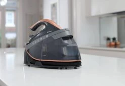 Breville Stoomstrijkijzer Met Stoomgenerator - Iron - Keramische Zoolplaat - Uitneembaar Waterreservoir 22 Breville Stoomstrijkijzer Met Stoomgenerator - Iron - Keramische Zoolplaat - Uitneembaar Waterreservoir -Schoonmaakmiddelen 1200x824 3