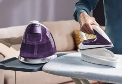 Philips PerfectCare Compact Plus GC7933/30 - Stoomgenerator - Paars -Schoonmaakmiddelen 1200x829 2