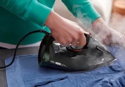 Philips Azur GC4567/80 - Stoomstrijkijzer 29 Philips Azur GC4567/80 - Stoomstrijkijzer -Schoonmaakmiddelen 1200x836 3