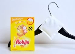 Robijn Geurbuiltjes Zwitsal 1 X 3 Stuks - Geur- Geurbuiltjes- Geurzakjes Voor In De Kledingkast 8 Robijn Geurbuiltjes Zwitsal 1 X 3 Stuks - Geur- Geurbuiltjes- Geurzakjes Voor In De Kledingkast -Schoonmaakmiddelen 1200x865 2