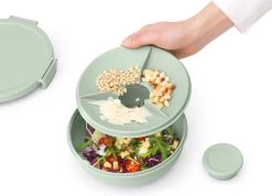 Brabantia Make & Take Salade Lunchbox - 1,3 L - Kunststof - Jade Green -Schoonmaakmiddelen 1200x866