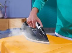 Philips Azur GC4567/80 - Stoomstrijkijzer 30 Philips Azur GC4567/80 - Stoomstrijkijzer -Schoonmaakmiddelen 1200x877 5