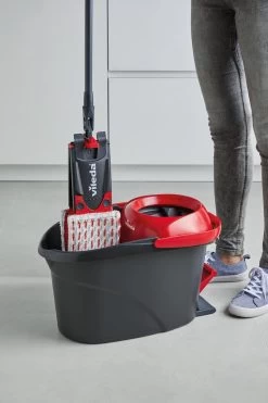 Vileda Ultramat Turbo - Reinigingsysteem - Met Pedaal 20 Vileda Ultramat Turbo - Reinigingsysteem - Met Pedaal -Schoonmaakmiddelen 799x1200 2