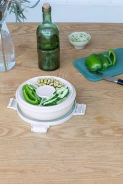 Brabantia Make & Take Salade Lunchbox - 1,3 L - Kunststof - Light Grey -Schoonmaakmiddelen 800x1200 16