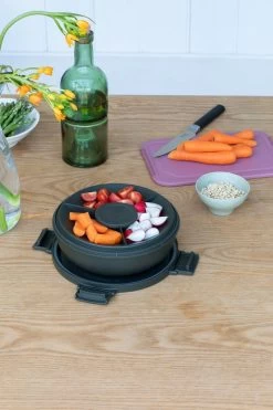 Brabantia Make & Take Salade Lunchbox - 1,3 L - Kunststof - Dark Grey 25 Brabantia Make & Take Salade Lunchbox - 1,3 L - Kunststof - Dark Grey -Schoonmaakmiddelen 800x1200 23