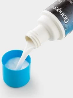 Grangers Granger's Wash + Repel Down 2 In 1 -Schoonmaakmiddelen 887x1200 1