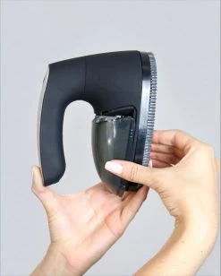 Beepro® Elektrische Pluizenverwijderaar - Ontpluizer - Draadloos En Oplaadbaar - Zwart -Schoonmaakmiddelen 961x1200 1